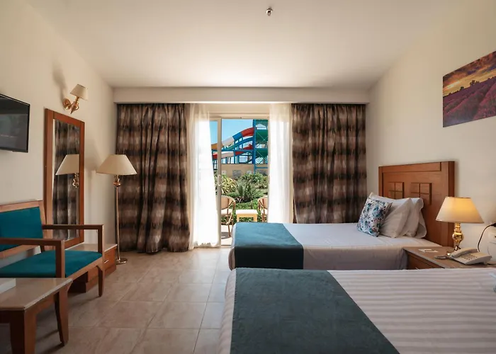 Resort Sunrise Serano Aqua Park 4*